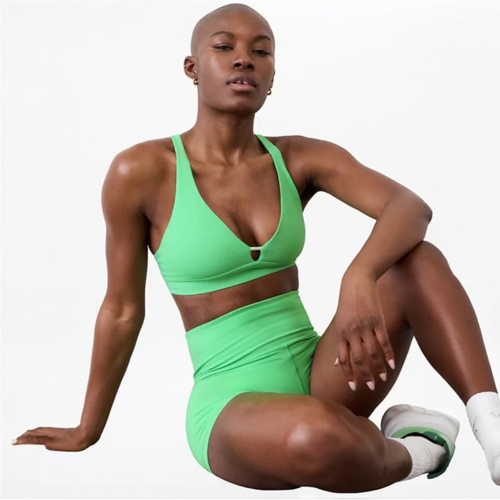 Athleta Solace Keyhole Bra A/C NWT XL in color Valley - Picture 3 of 7